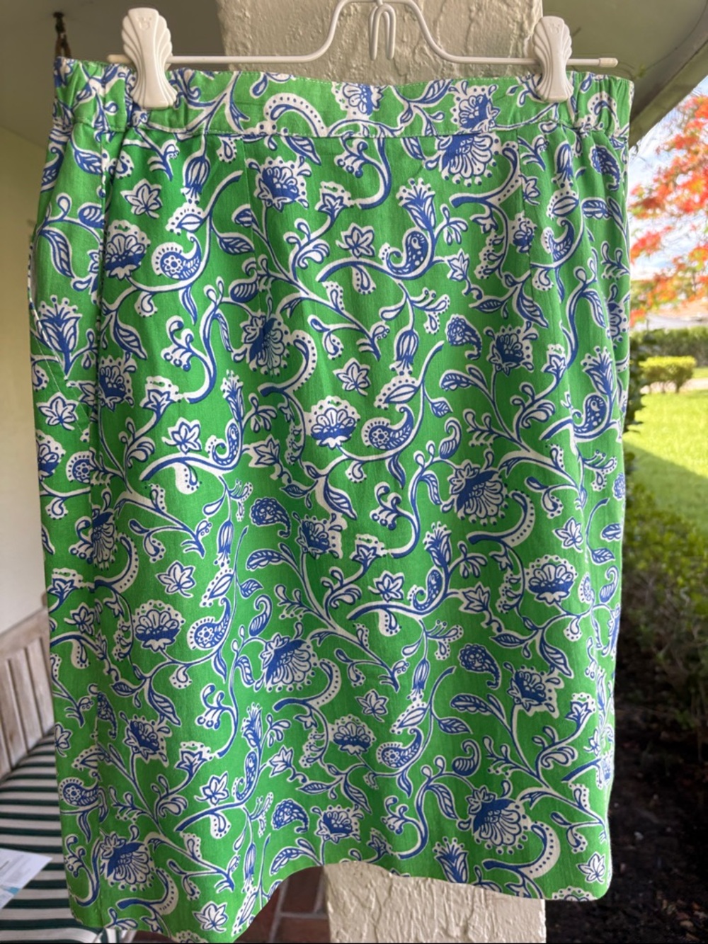 Lilly Pulitzer Women’s Green Floral Print Skort with Blue-White Accents